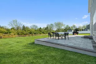 3 Manor Ct, Mount Sinai, NY 11766 - Photo 29