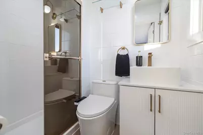 3600 Bertha Drive, Baldwin, NY 11510 - Photo 19