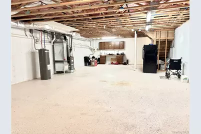 11 Hunter Drive, Central Islip, NY 11722 - Photo 19