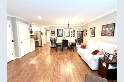 11 Hunter Drive, Central Islip, NY 11722 - Photo 5