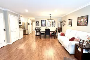 11 Hunter Dr, Central Islip, NY 11722 - Photo 5