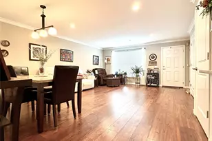 11 Hunter Dr, Central Islip, NY 11722 - Photo 7