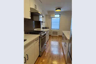 13705 Franklin Avenue #2E, Flushing, NY 11355 - Photo 11