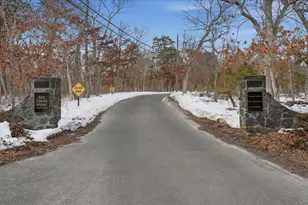 3 Robins Nest Ln, Hampton Bays, NY 11946 - Photo 3
