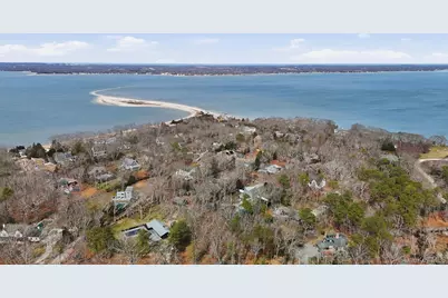 3 Robins Nest Lane, Hampton Bays, NY 11946 - Photo 5