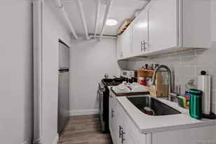 1727 Victor St, Bronx, NY 10462 - Photo 15