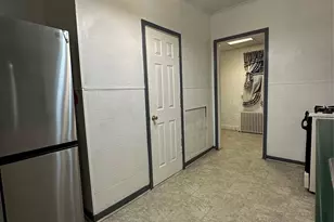 9 Elizabeth St, Port Jervis, NY 12771 - Photo 5