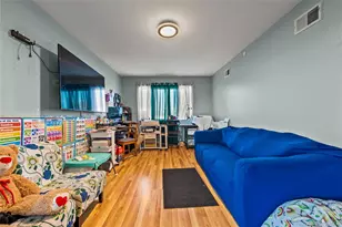 4-36 Beach 37th St, Far Rockaway, NY 11691 - Photo 17