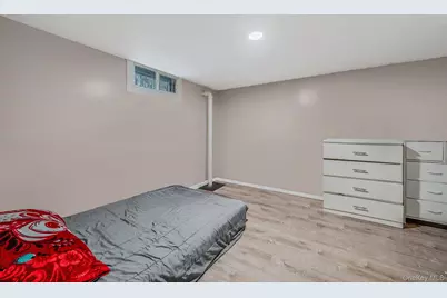 26 Smith Street, Amityville, NY 11701 - Photo 23
