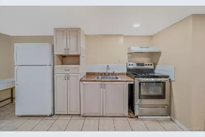 26 Smith Street, Amityville, NY 11701 - Photo 19
