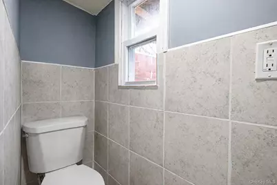 26 Smith Street, Amityville, NY 11701 - Photo 31