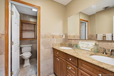 38 Arista Drive, Dix Hills, NY 11746 - Photo 13