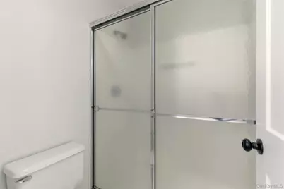 909 Fenway Road, Saint James, NY 11780 - Photo 23