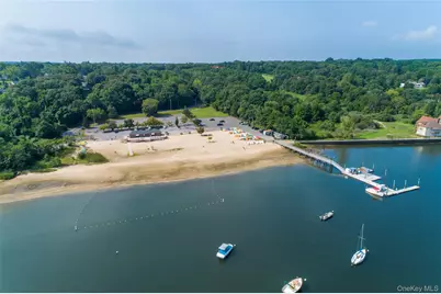 30 Rancher Place, Huntington, NY 11743 - Photo 3