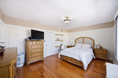 14740 33rd Avenue, Flushing, NY 11354 - Photo 13