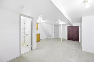 147-40 33rd Ave, Flushing, NY 11354 - Photo 15