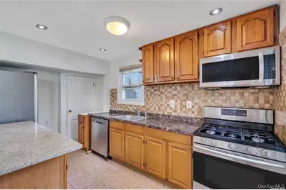 10921 215th Street, Queens Village, NY 11429 - Photo 9