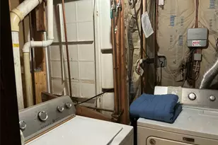 606 Birch Hollow Dr, Shirley, NY 11967 - Photo 35