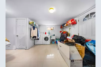 24571 61st Avenue, Little Neck, NY 11362 - Photo 31