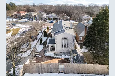 24571 61st Avenue, Little Neck, NY 11362 - Photo 35