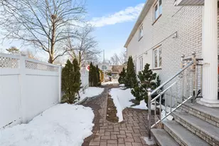 245-71 61st Ave, Little Neck, NY 11362 - Photo 37