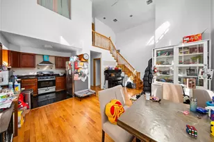 245-71 61st Ave, Little Neck, NY 11362 - Photo 5