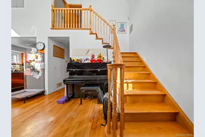 24571 61st Avenue, Little Neck, NY 11362 - Photo 3