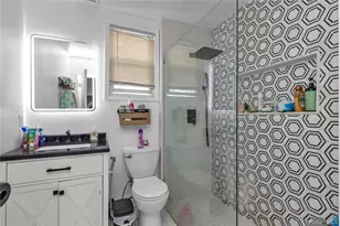 47 Murray Hill St, Elmont, NY 11003 - Photo 9