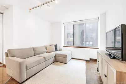 420 E 58th Street #11C, New York, NY 10022 - Photo 13