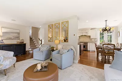 36 Bay Drive E, Huntington, NY 11743 - Photo 5