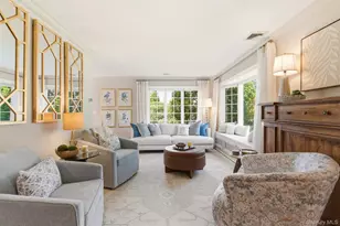 36 Bay Dr E, Huntington, NY 11743 - Photo 3