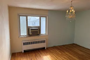 13-16 212th St, Bayside, NY 11360 - Photo 7