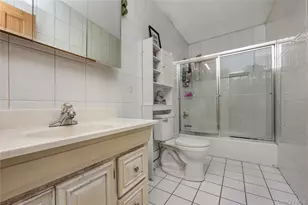 35 Crossway Dr, Deer Park, NY 11729 - Photo 9