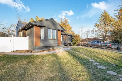 35 Crossway Drive, Deer Park, NY 11729 - Photo 17