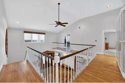 7 Fairgreen Court, Cortlandt Manor, NY 10567 - Photo 19