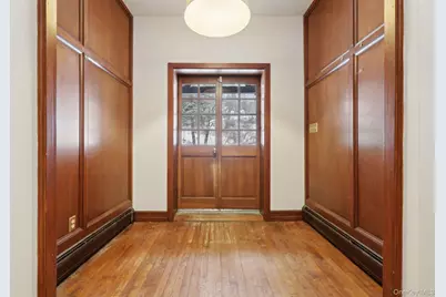 32 E Lake Stable Road, Tuxedo Park, NY 10987 - Photo 3