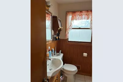 33 Lakewood Avenue, Ronkonkoma, NY 11779 - Photo 7