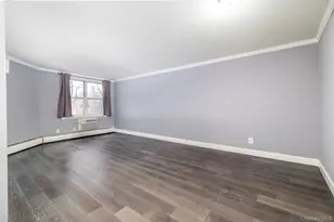 30 Daley Pl, Lynbrook, NY 11563 - Photo 9