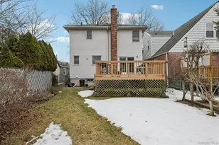 174 Bellmore St, Floral Park, NY 11001 - Photo 23