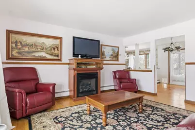 4 Karp Drive, Islip Terrace, NY 11752 - Photo 5