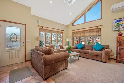 58 Lourae Drive, Massapequa Park, NY 11762 - Photo 5