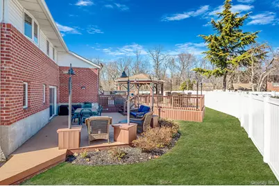 58 Lourae Drive, Massapequa Park, NY 11762 - Photo 35