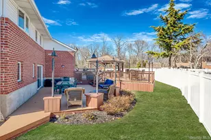 58 Lourae Dr, Massapequa Park, NY 11762 - Photo 35