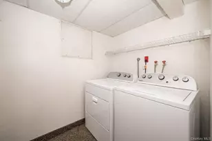 58 Lourae Dr, Massapequa Park, NY 11762 - Photo 27