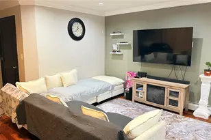 190-18 Woodhull Ave, Hollis, NY 11423 - Photo 3