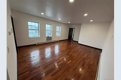 19018 Woodhull Avenue, Hollis, NY 11423 - Photo 13