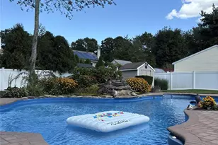 7 Woodbrook Dr, Ridge, NY 11961 - Photo 21