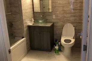 4 Chelsea Pl, Great Neck, NY 11021 - Photo 5