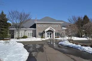 321 Medea Way, Central Islip, NY 11722 - Photo 21