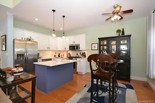 321 Medea Way, Central Islip, NY 11722 - Photo 3